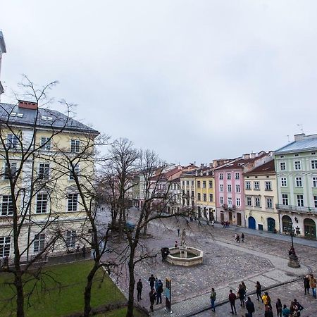 Apartments On Rynok Square Lviv Eksteriør bilde